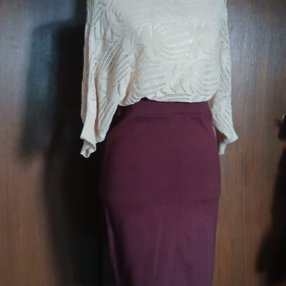 Batwing Knitted Top cream colored, Size Small - Picture 2 of 5